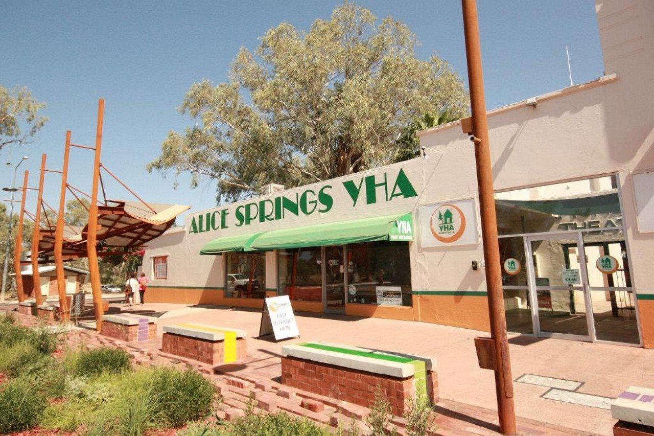 Yha Alice Springs Hostel Exterior foto